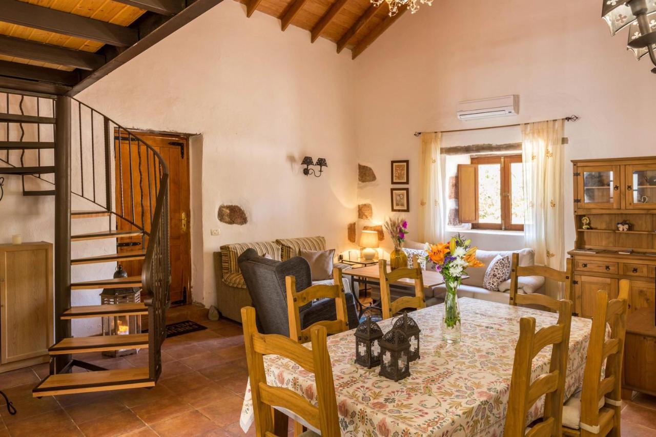 Casa La Huertecilla Villa La Sorrueda Bagian luar foto